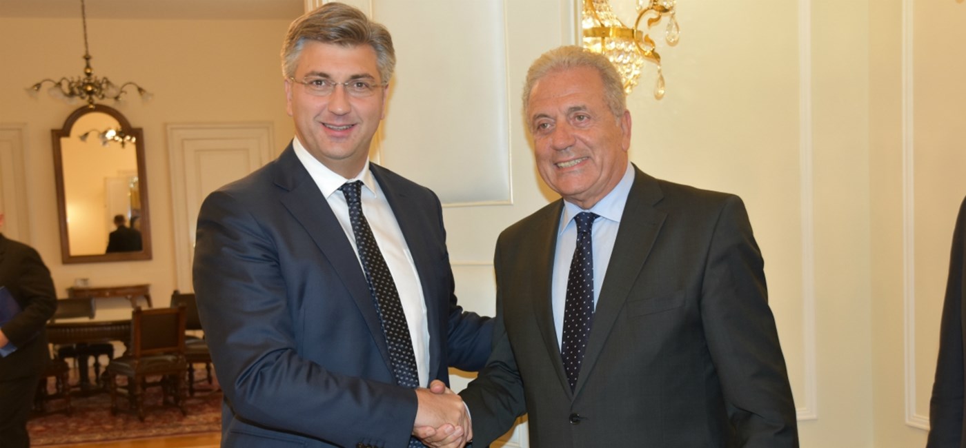Predsjednik Vlade Andrej Plenković s povjerenikom Europske komisije Avramopoulosom